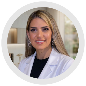 Dra. Renata Ravazzi Estrela | Clínica Janice Lamas